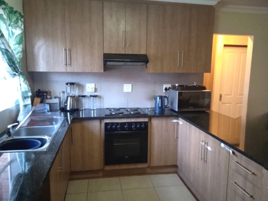 2 Bedroom Property for Sale in Pellissier Free State